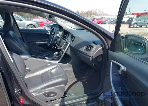 2013 Volvo S60 T5 from USA, damaged, VIN YV1612FS0D2187630